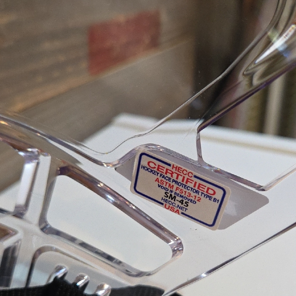 CCM Transparent Hockey Visor with Black Strap - Picture 4 of 9